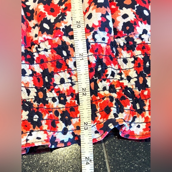 Michael Kors Blouse Tab 1/2sleeves Smocked Waist Geranium Red White Navy SZ. Med - Picture 13 of 13